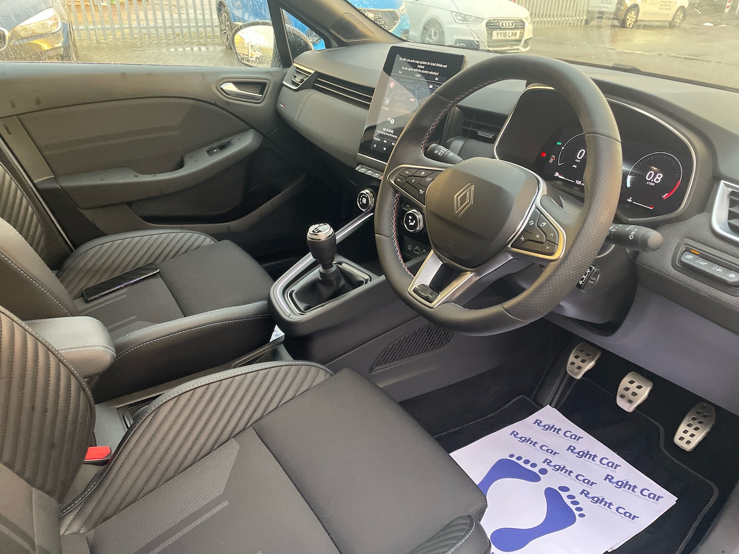 Used Renault Clio 2024 for sale - 76717512: Photo 6