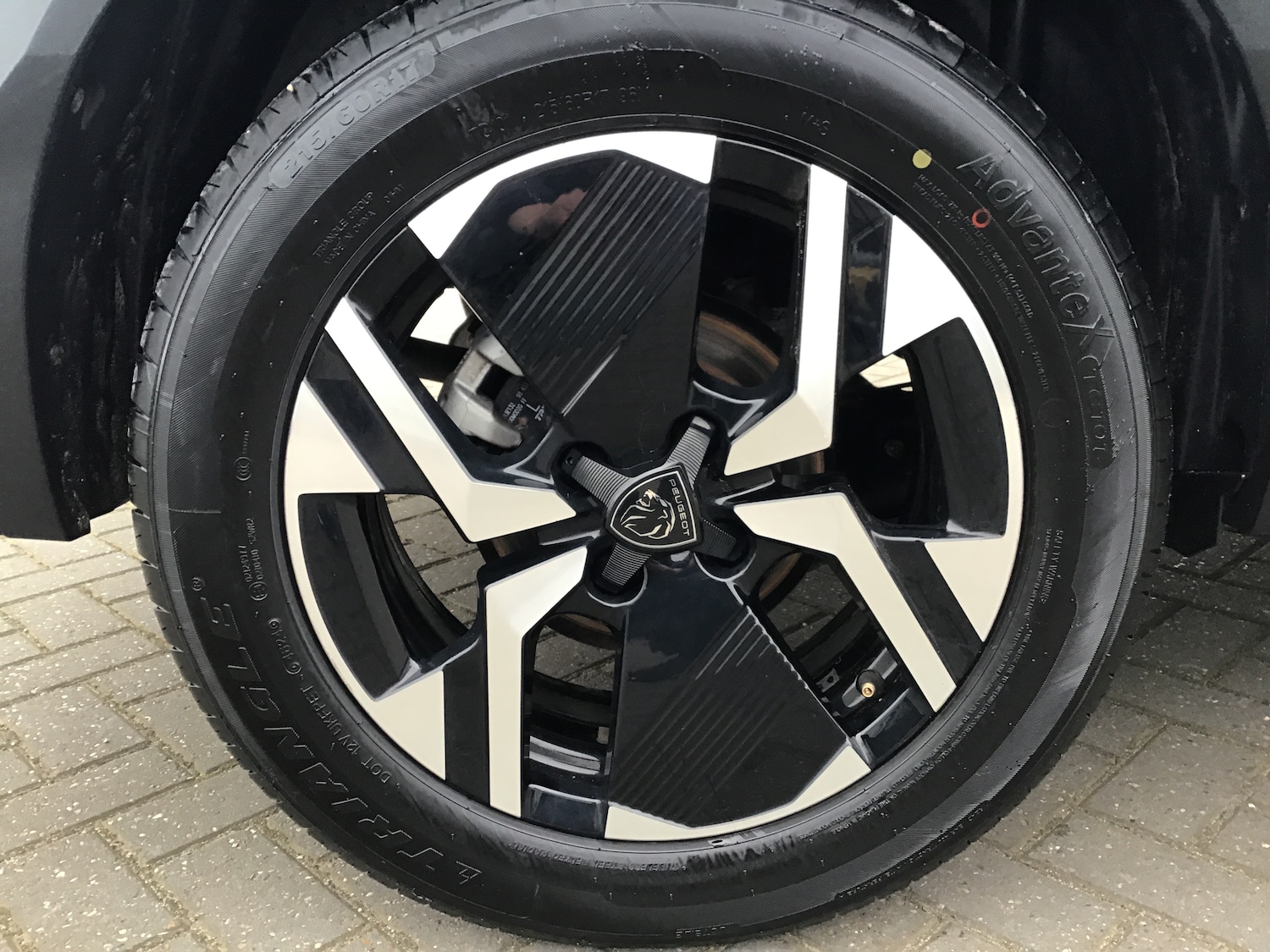 Used Peugeot 2008 2024 for sale - 77786288: Photo 5