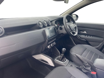 Used Dacia Duster 2024 for sale - 79294039: Photo