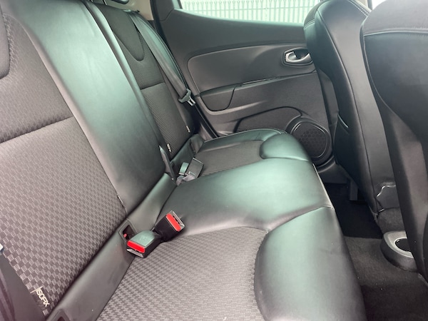Used Renault Clio 2018 for sale - 76271737: Photo 10