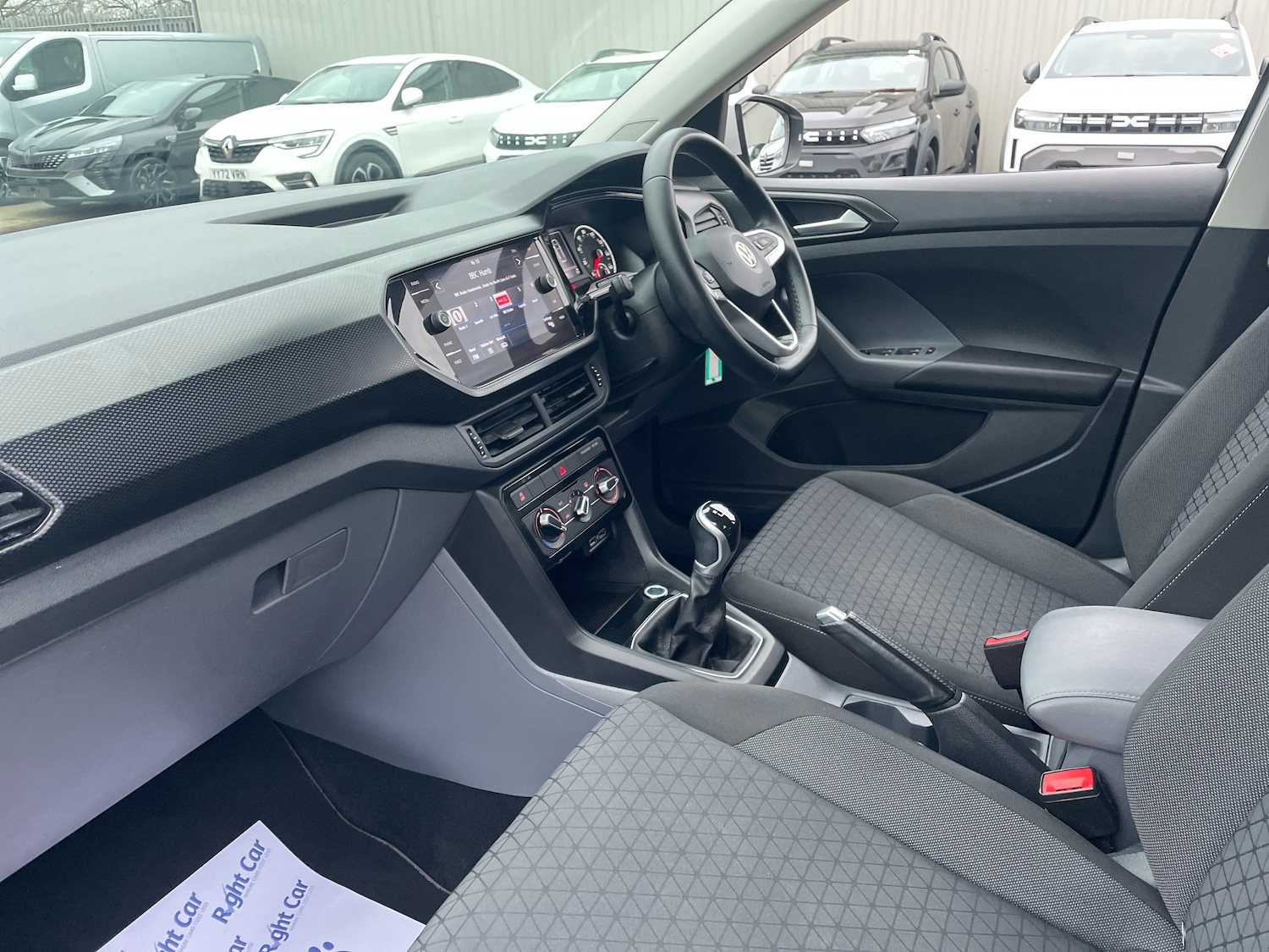 Used Volkswagen T-Cross 2019 for sale - 77389095: Photo 2
