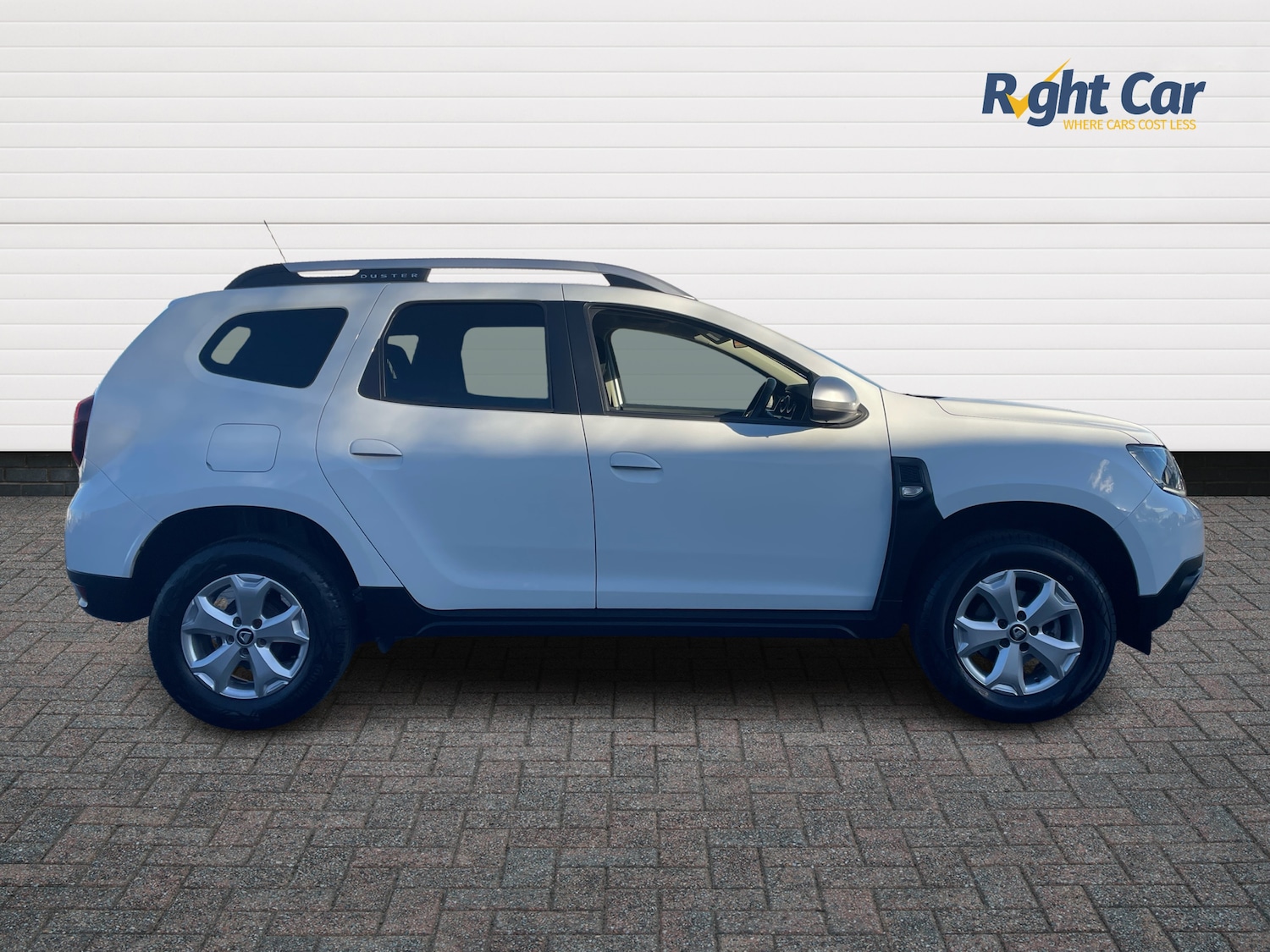 Used Dacia Duster 2021 for sale - 76389927: Photo 4