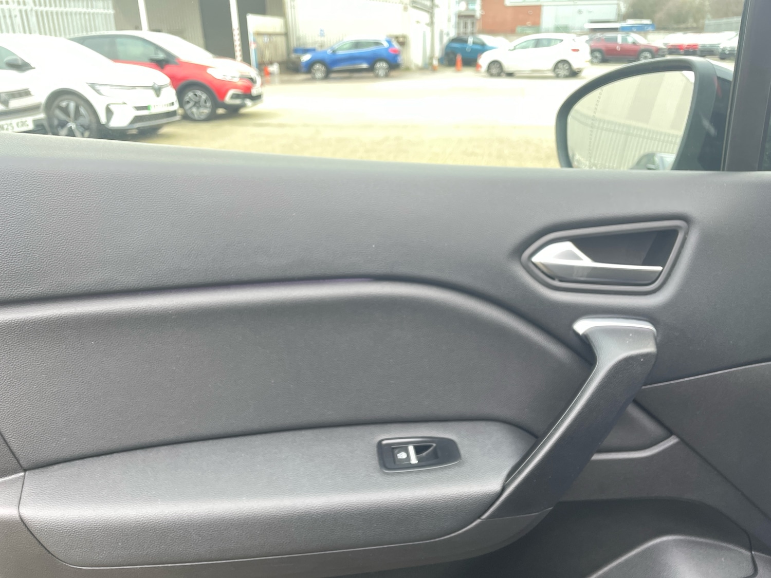 Used Renault Captur 2022 for sale - 77067939: Photo 11