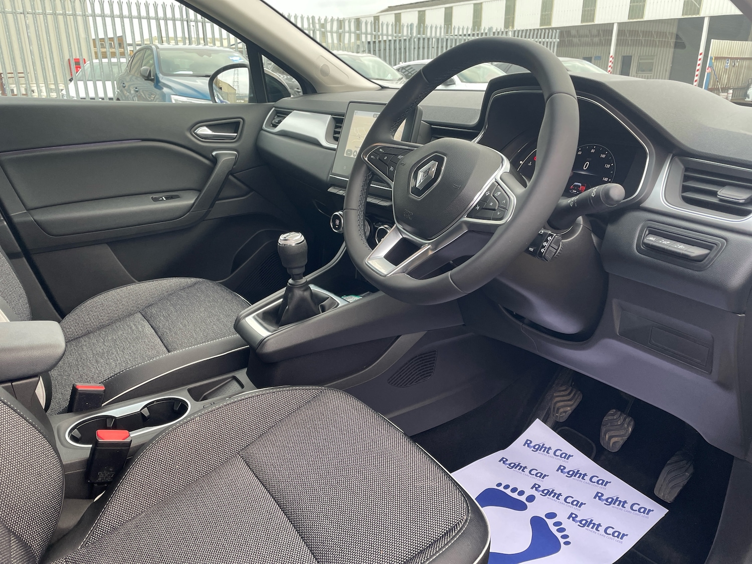 Used Renault Captur 2022 for sale - 77067939: Photo 6