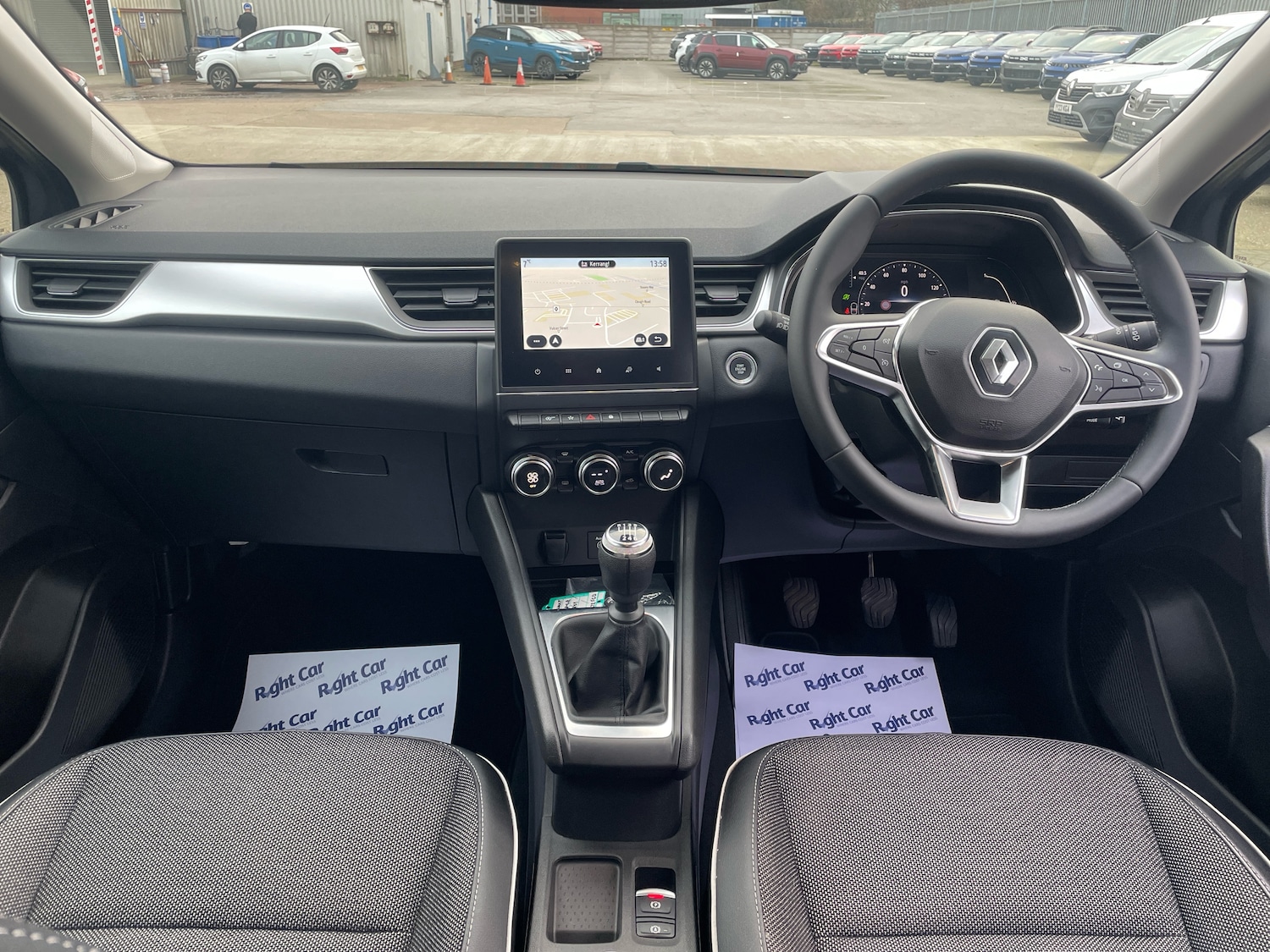 Used Renault Captur 2022 for sale - 77067939: Photo 8