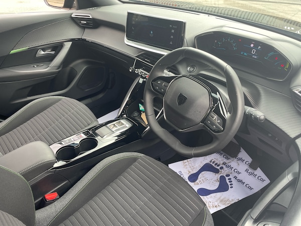 Used Peugeot E-2008 2024 for sale - 75565703: Photo 6
