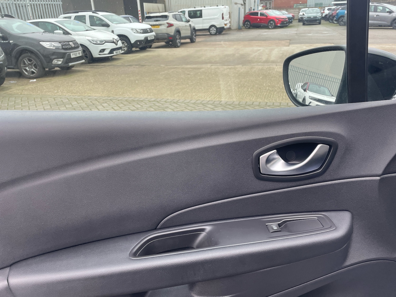 Used Renault Captur 2020 for sale - 77333251: Photo 11