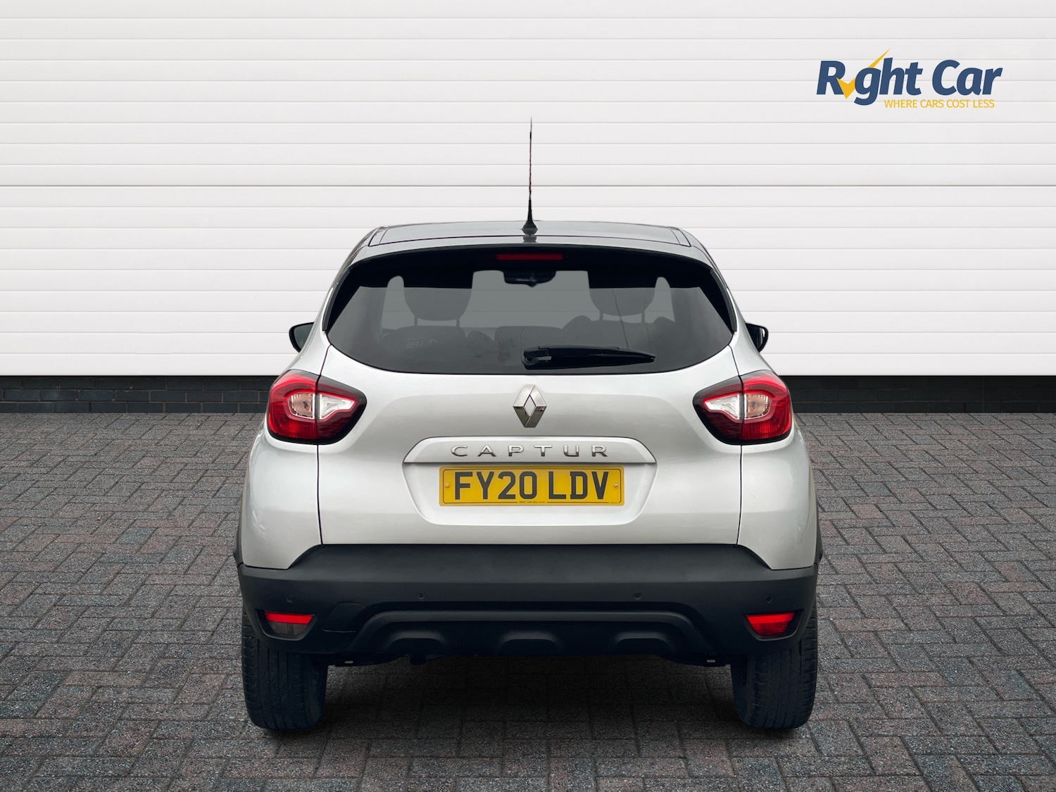 Used Renault Captur 2020 for sale - 77333251: Photo 12