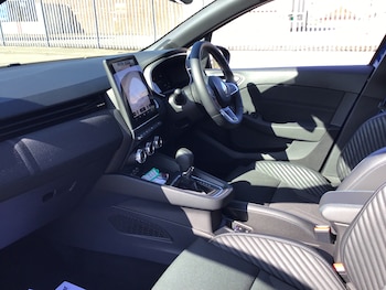 Used Renault Clio 2024 for sale - 78364765: Photo