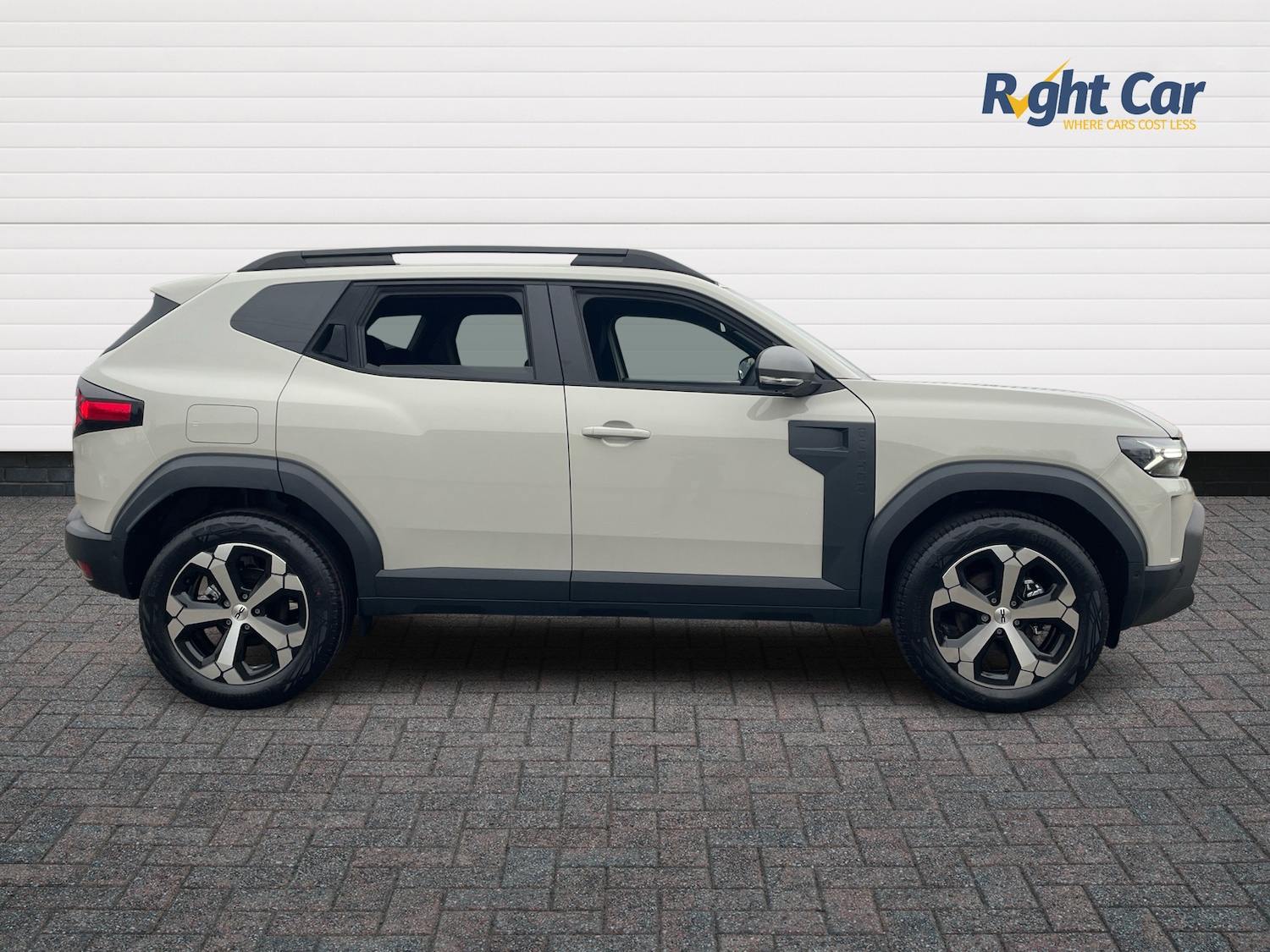 Used Dacia Duster 2025 for sale - 76514596: Photo 4