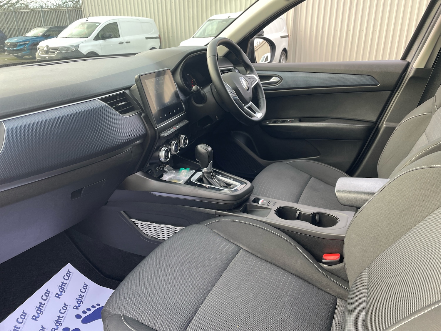 Used Renault Arkana 2023 for sale - 77134034: Photo 2