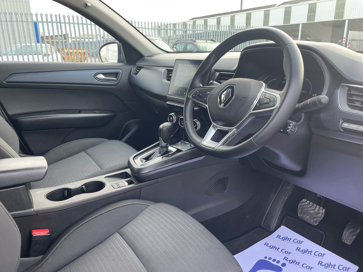 Used Renault Arkana 2023 for sale - 77134034: Photo 6