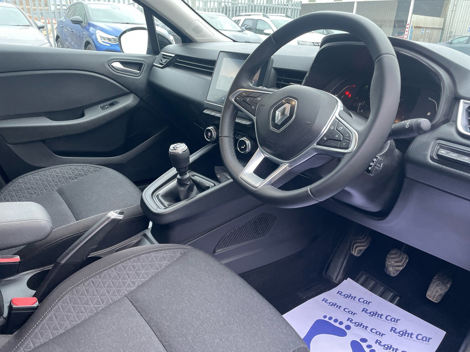 Used Renault Clio 2023 for sale - 77539908: Photo 6