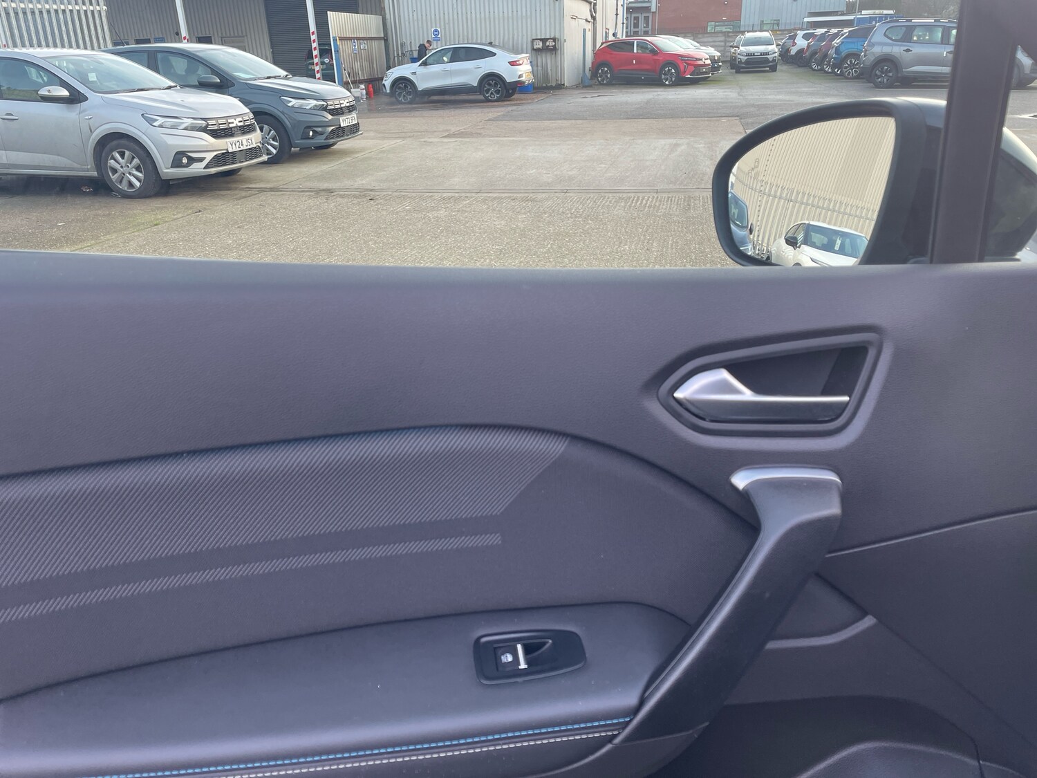 Used Renault Other 2024 for sale - 77499778: Photo 11