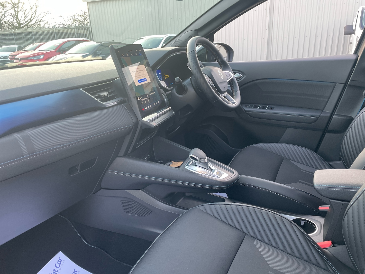 Used Renault Other 2024 for sale - 77499778: Photo 2