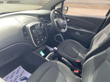 Used Renault Captur 2019 for sale - 75495698: Photo