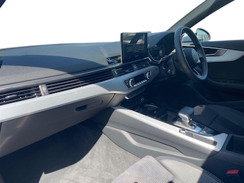 Used Audi A4 Avant 2023 for sale - 79318936: Photo