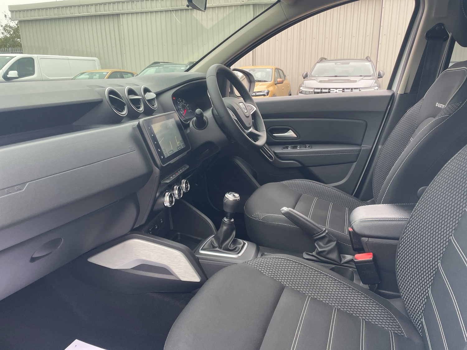 Used Dacia Duster 2022 for sale - 76310025: Photo 2