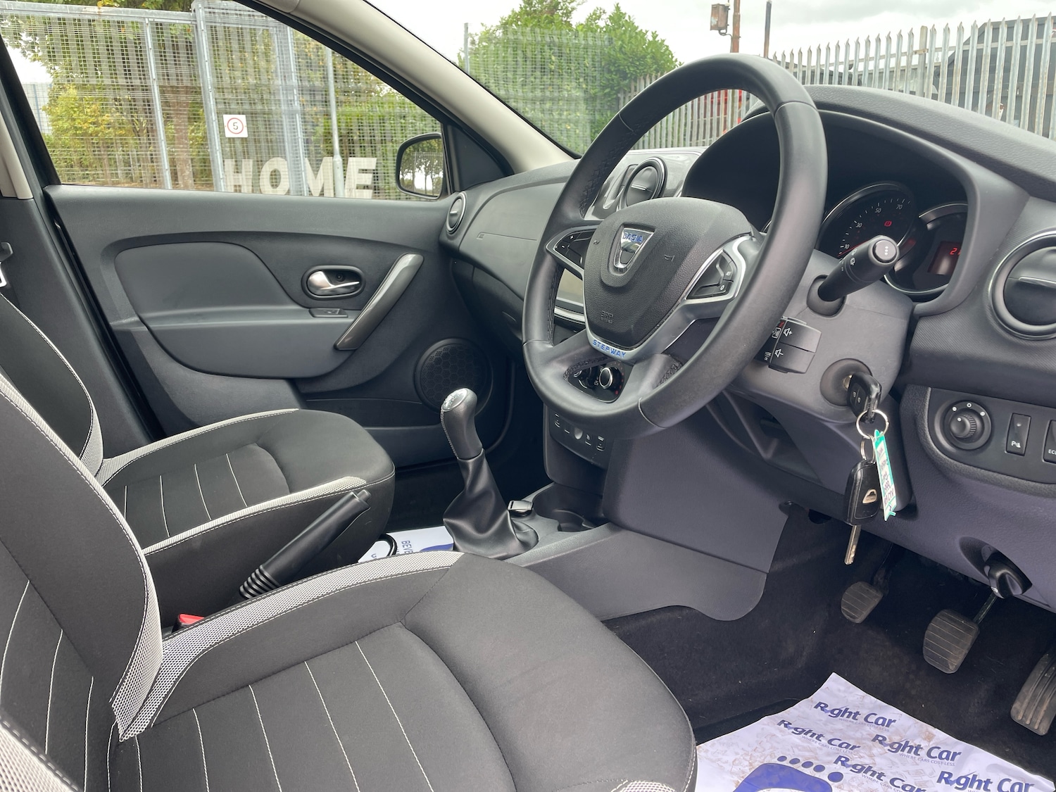 Used Dacia Sandero Stepway 2019 for sale - 77099154: Photo 6