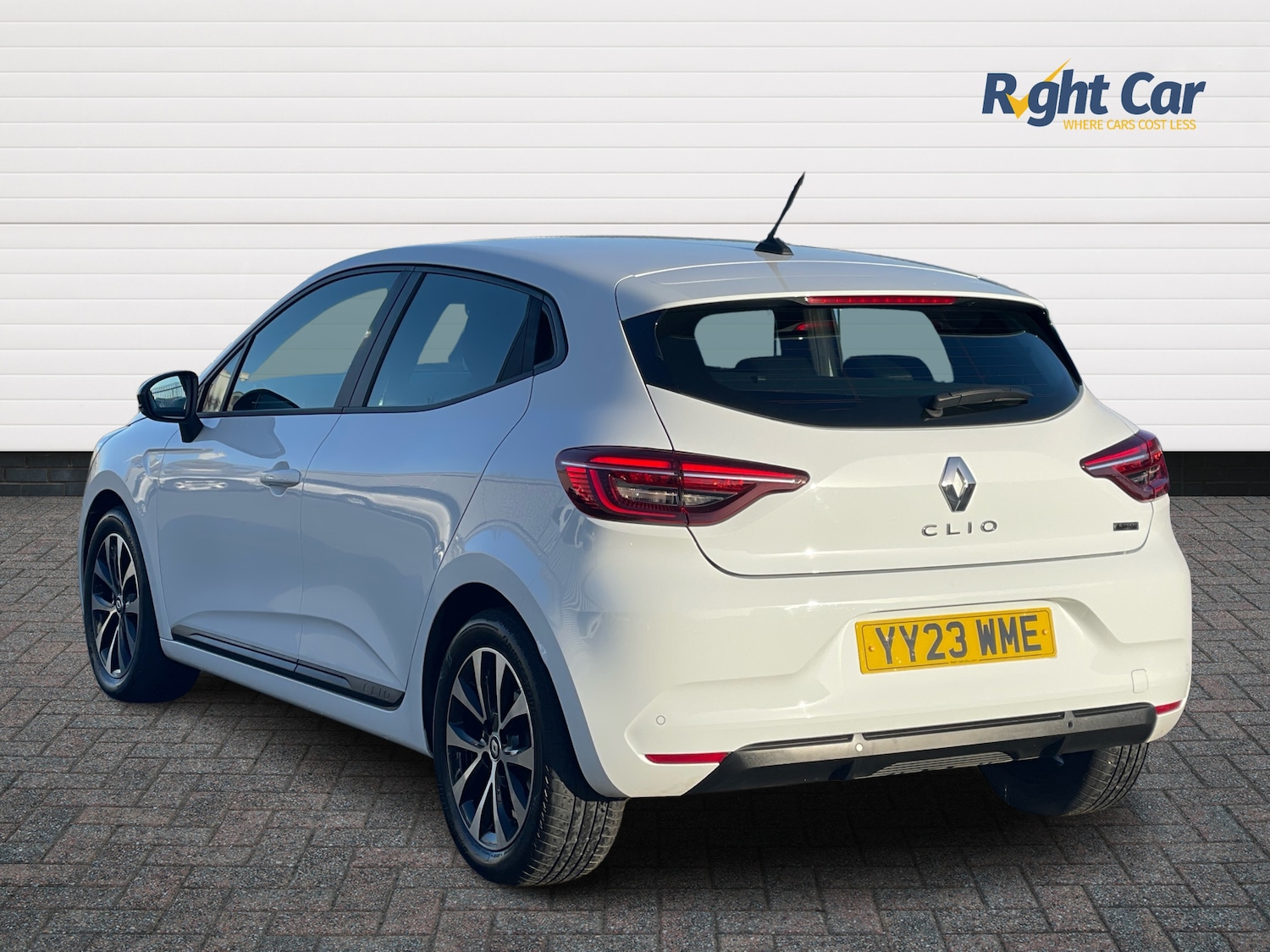 Used Renault Clio 2023 for sale - 77010556: Photo 3