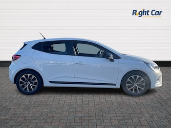 Used Renault Clio 2023 for sale - 77010556: Photo