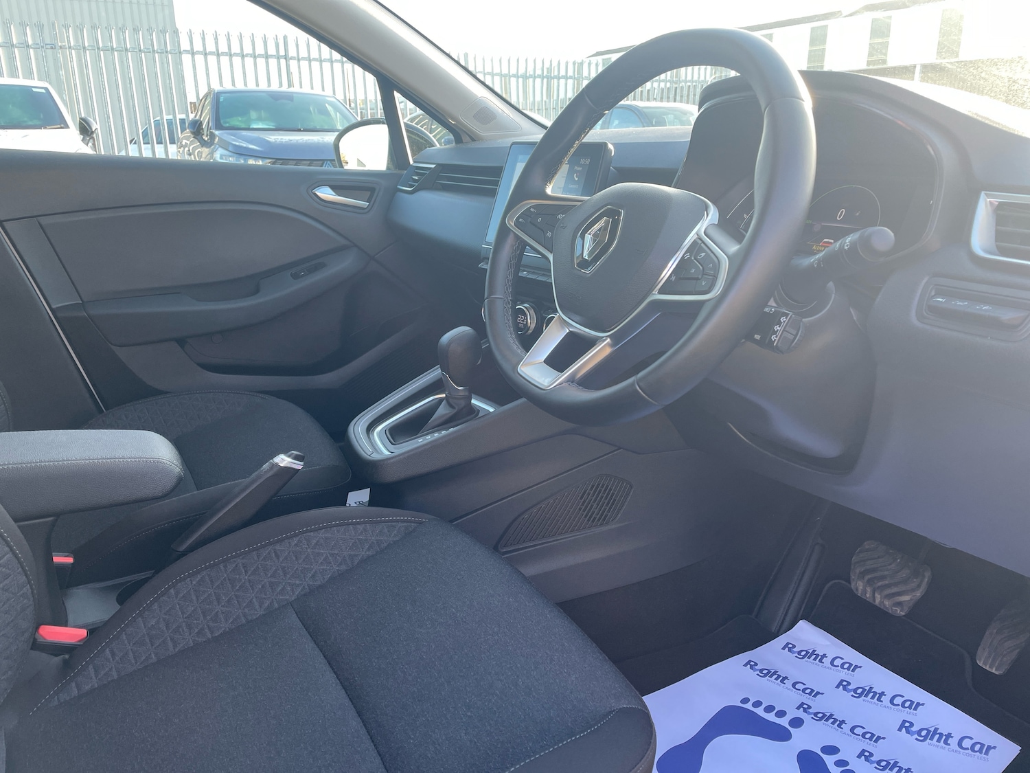 Used Renault Clio 2023 for sale - 77010556: Photo 6