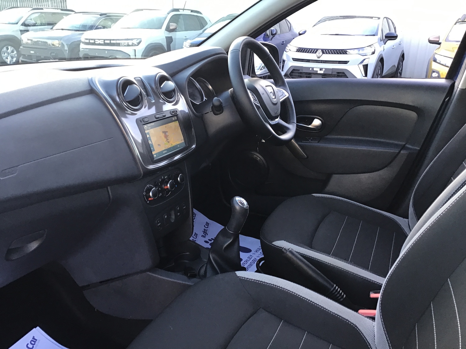 Used Dacia Sandero Stepway 2019 for sale - 77726215: Photo 2
