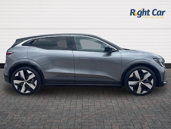 Used Renault Megane E Tech 2023 for sale - 79427758: Photo