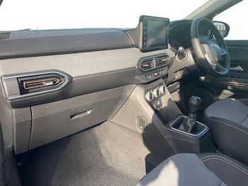 Used Dacia Sandero Stepway 2024 for sale - 79876568: Photo