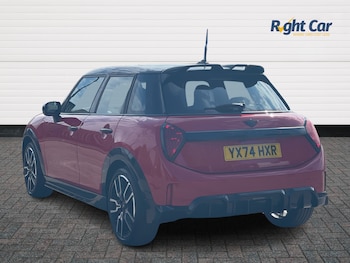 Used MINI Cooper 2024 for sale - 75353360: Photo