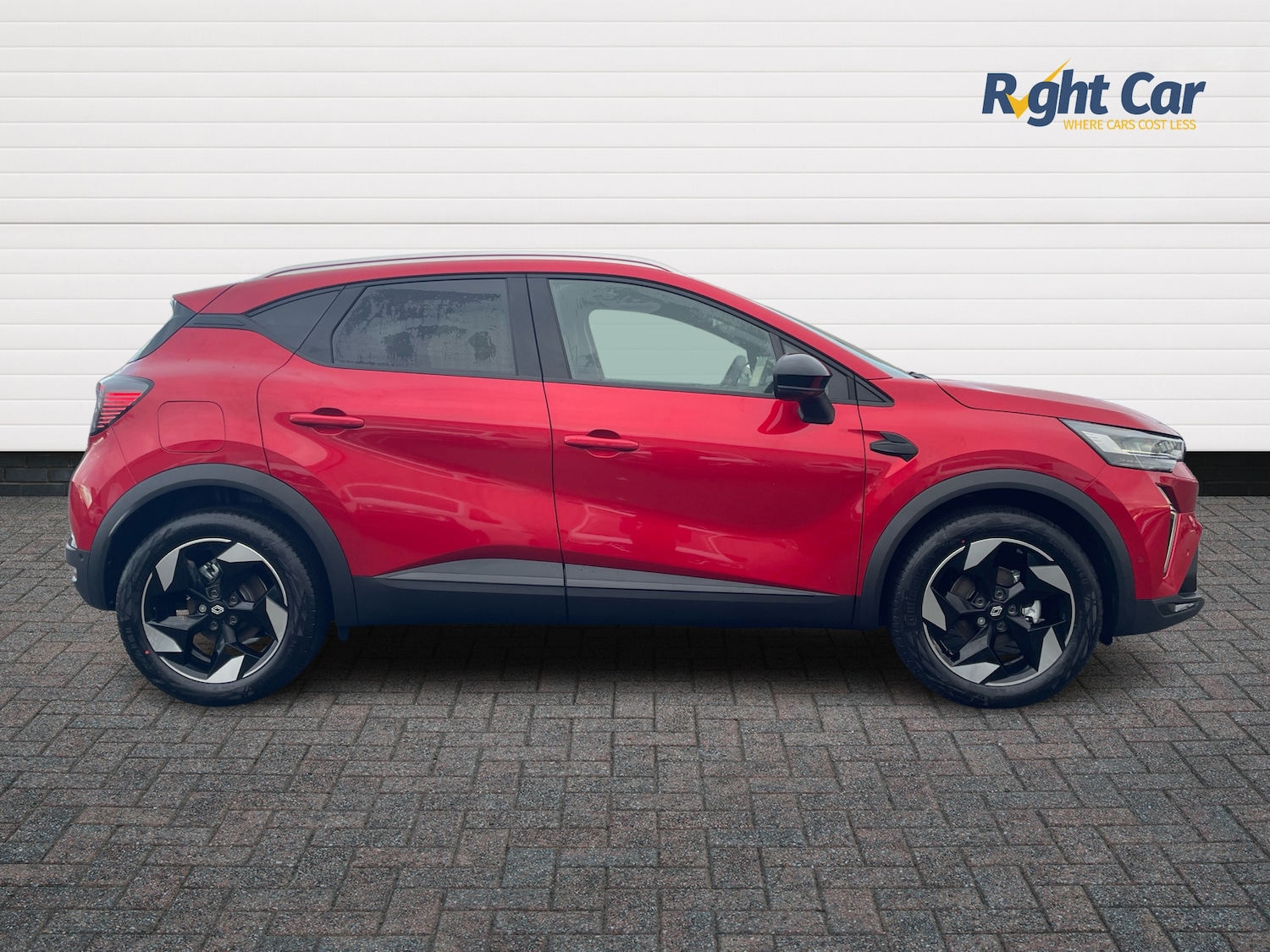 Used Renault Captur 2025 for sale - 77293508: Photo 4