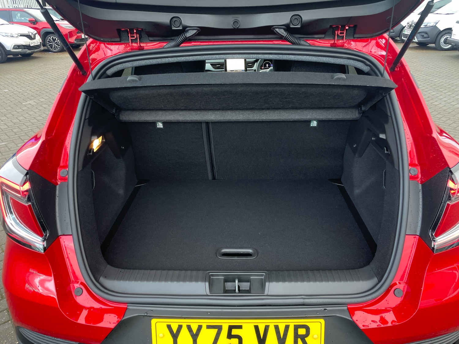 Used Renault Captur 2025 for sale - 77293508: Photo 9