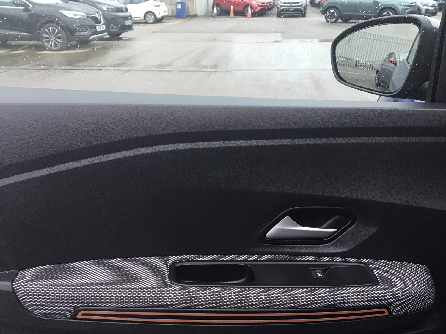 Used Dacia Sandero Stepway 2023 for sale - 77698315: Photo 11