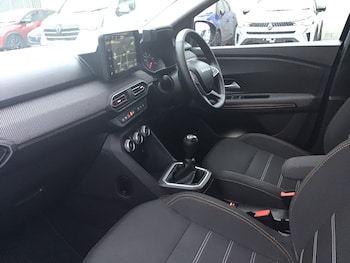 Used Dacia Sandero Stepway 2023 for sale - 77698315: Photo