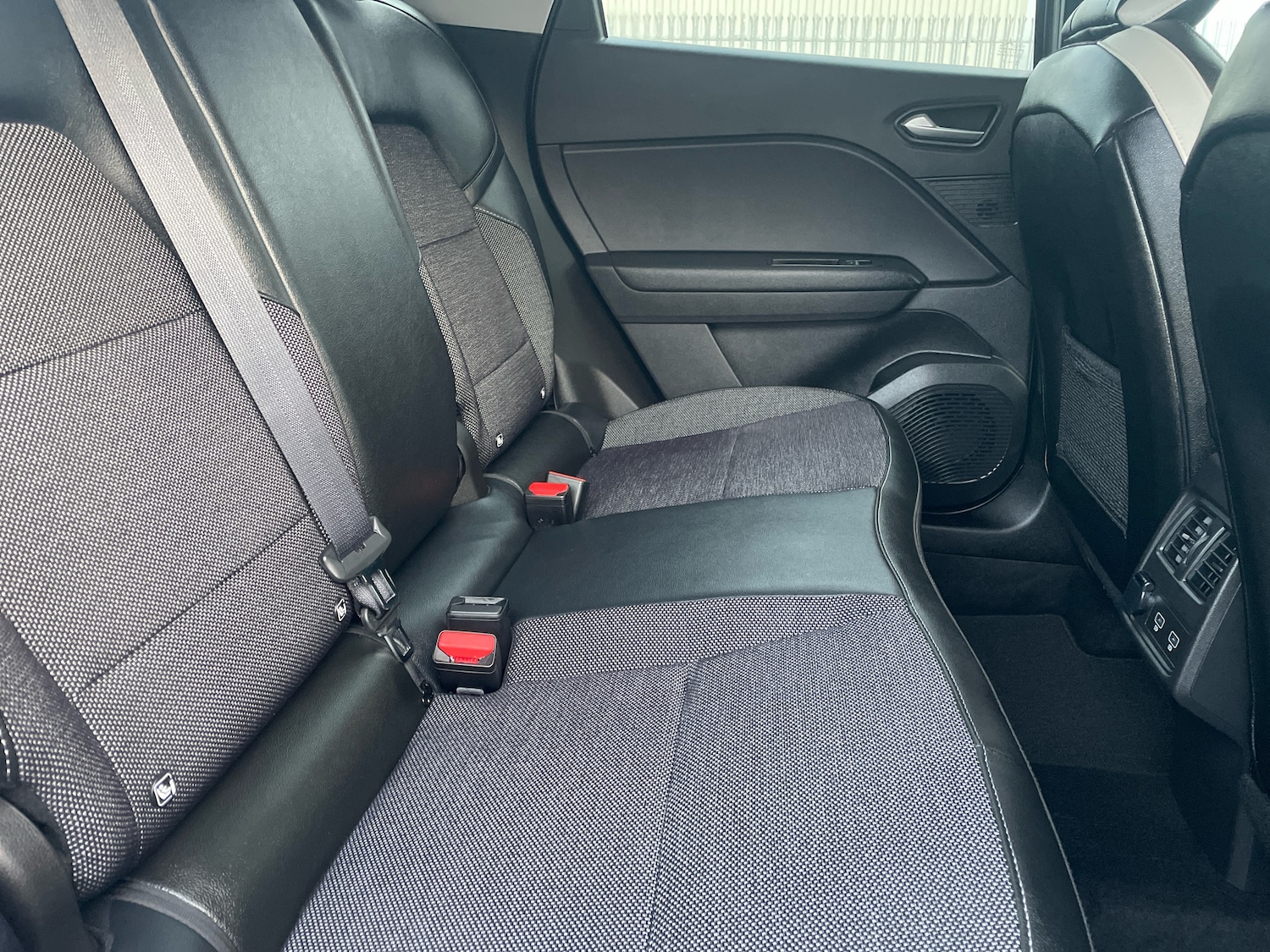 Used Renault Captur 2023 for sale - 76574851: Photo 10