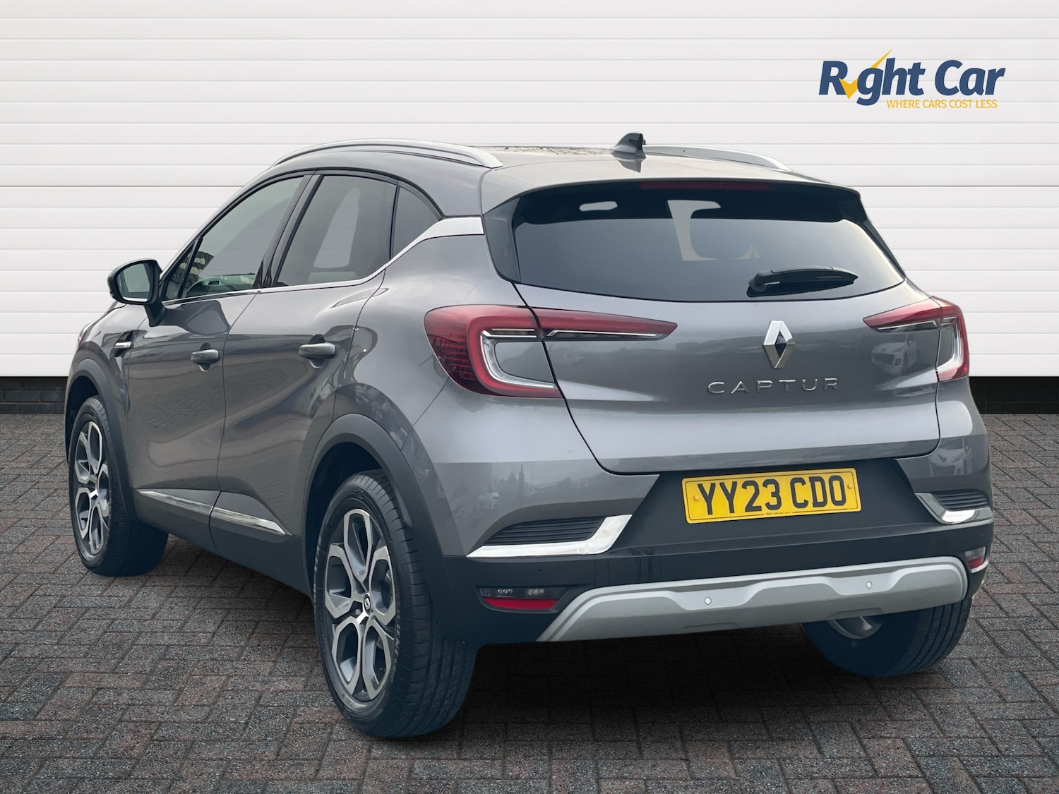 Used Renault Captur 2023 for sale - 76574851: Photo 3