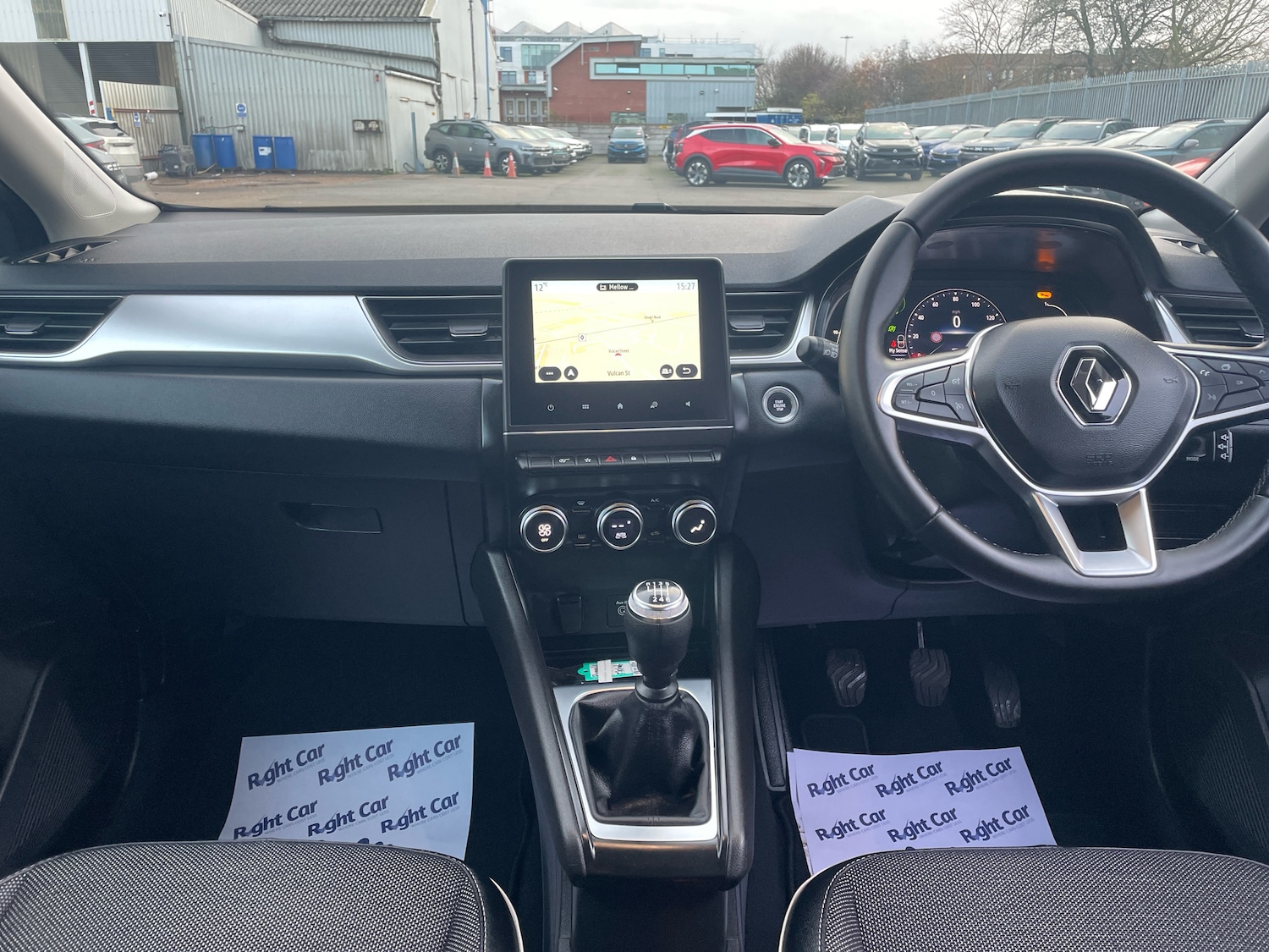 Used Renault Captur 2023 for sale - 76574851: Photo 8