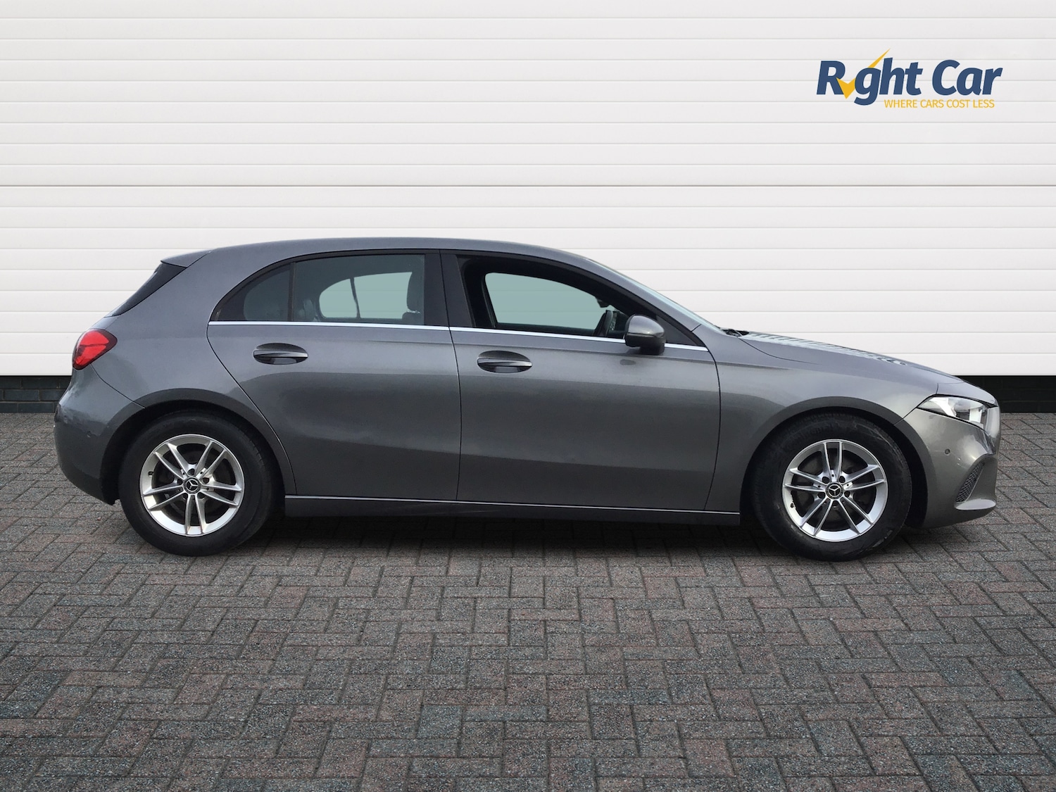 Used Mercedes-Benz A-Class 2018 for sale - 77600475: Photo 4