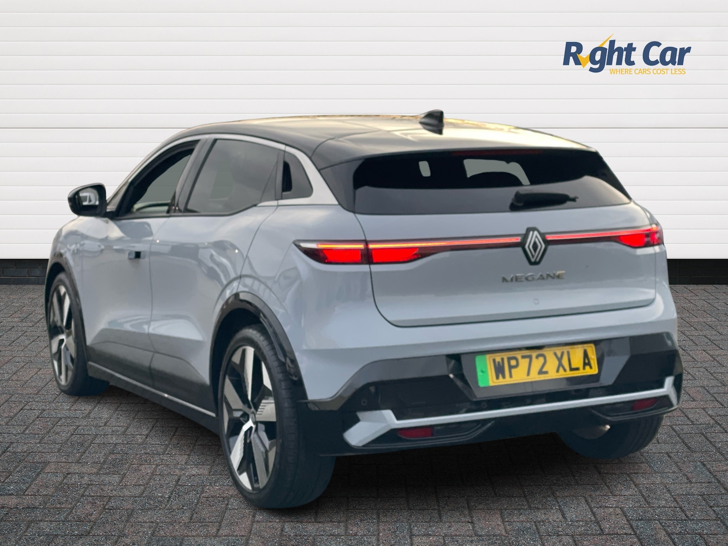 Used Renault Megane E Tech 2022 for sale - 77205780: Photo 3