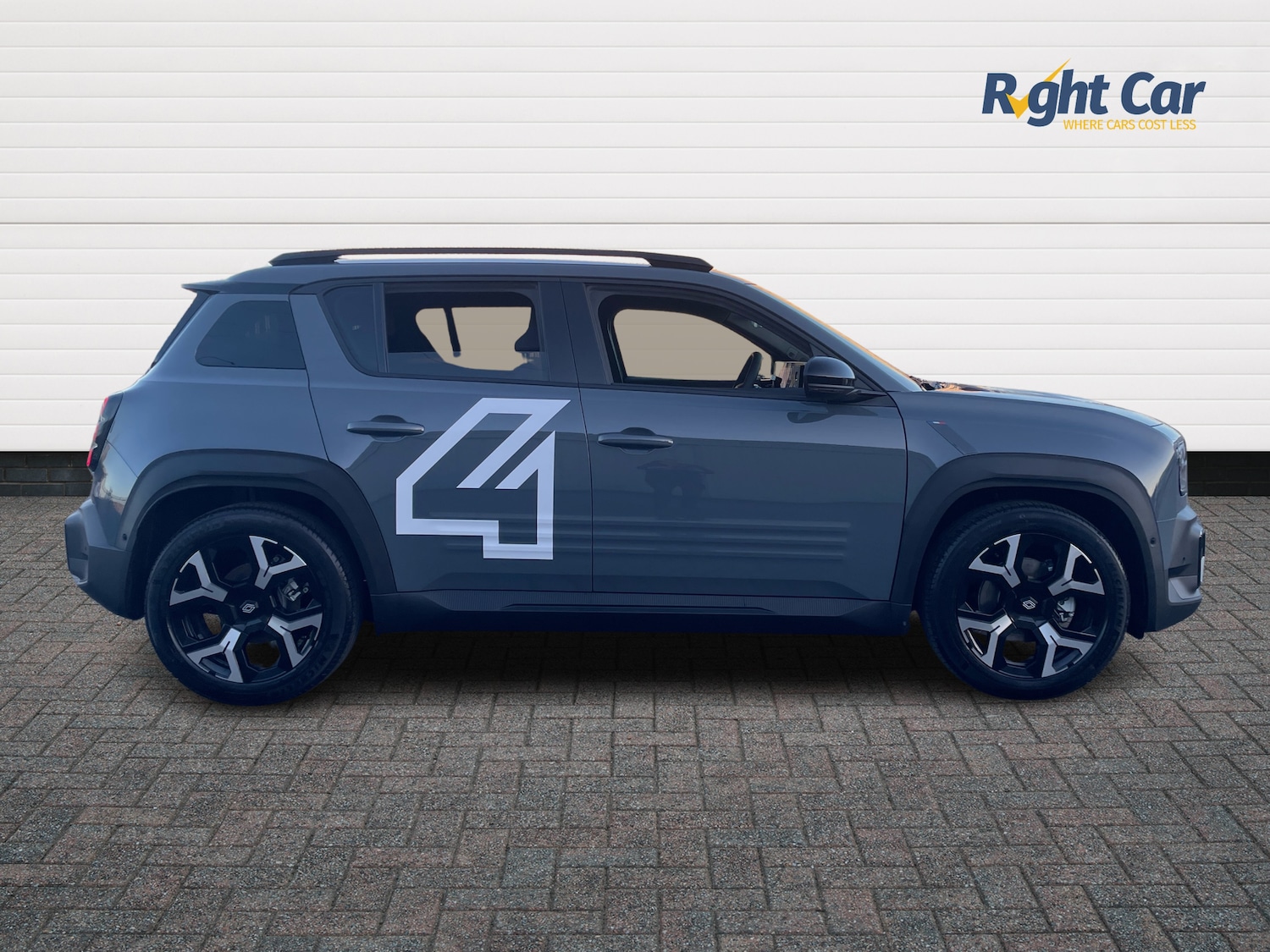 Used Renault 4 2025 for sale - 76842211: Photo 4