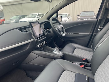 Used Renault Zoe 2021 for sale - 76514589: Photo