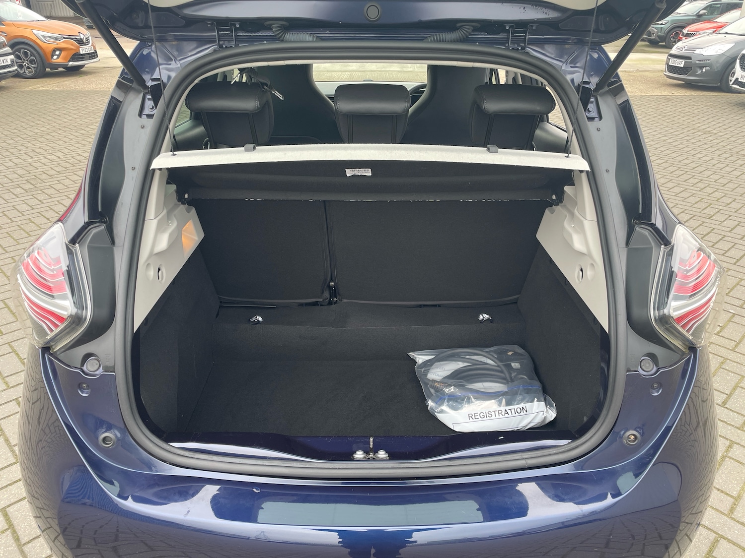 Used Renault Zoe 2021 for sale - 76514589: Photo 9