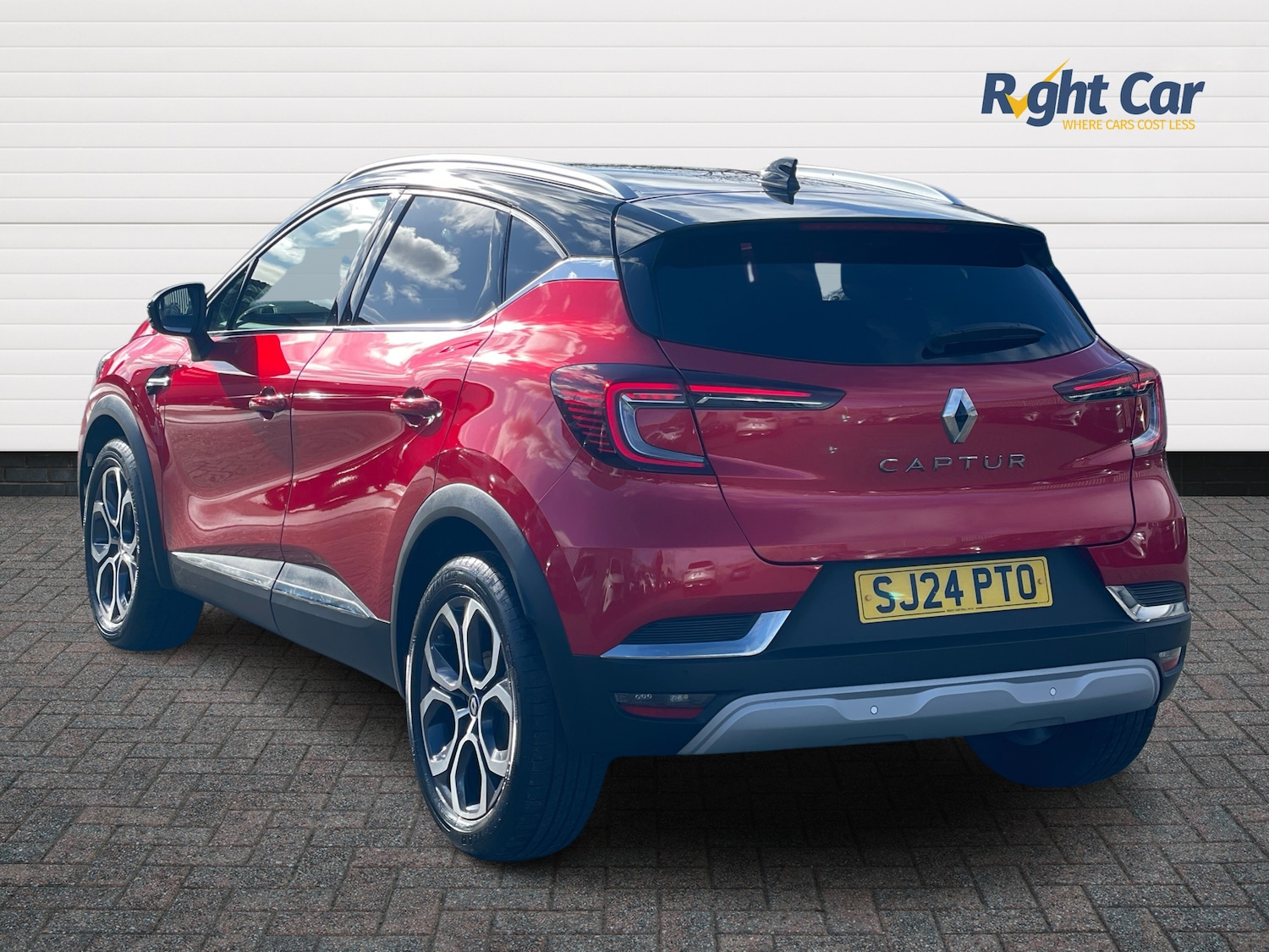 Used Renault Captur 2024 for sale - 77576527: Photo 3