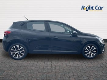 Used Renault Clio 2023 for sale - 79578901: Photo