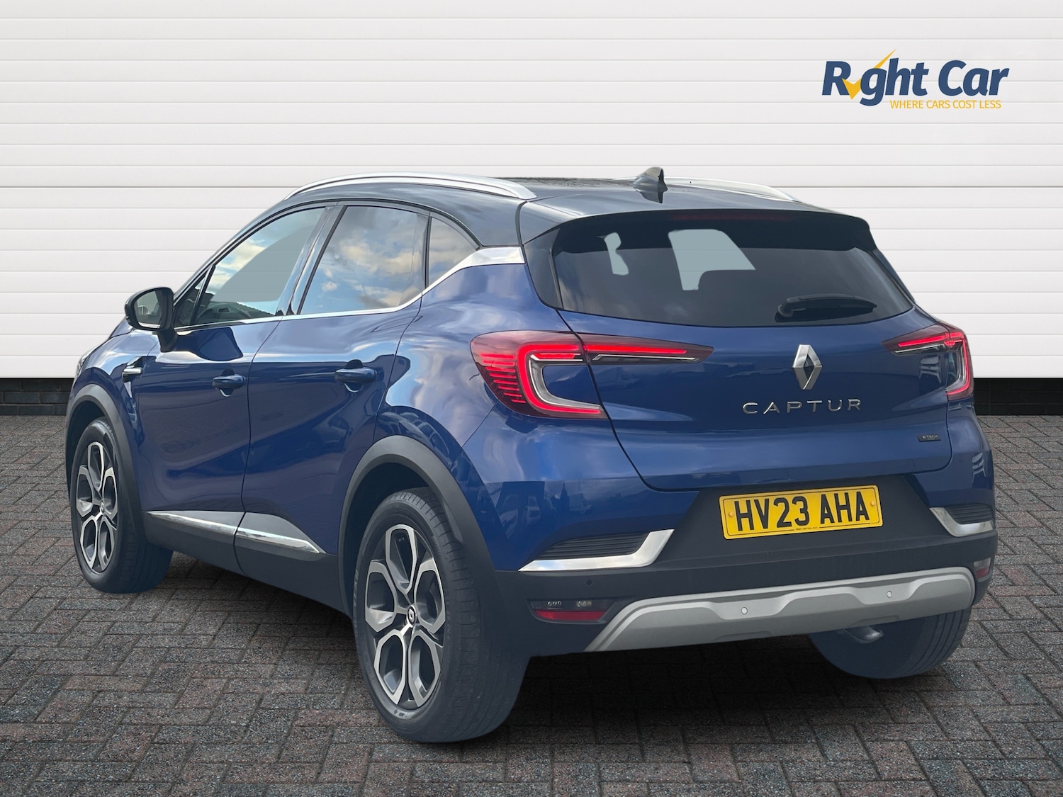 Used Renault Captur 2023 for sale - 76362013: Photo 3