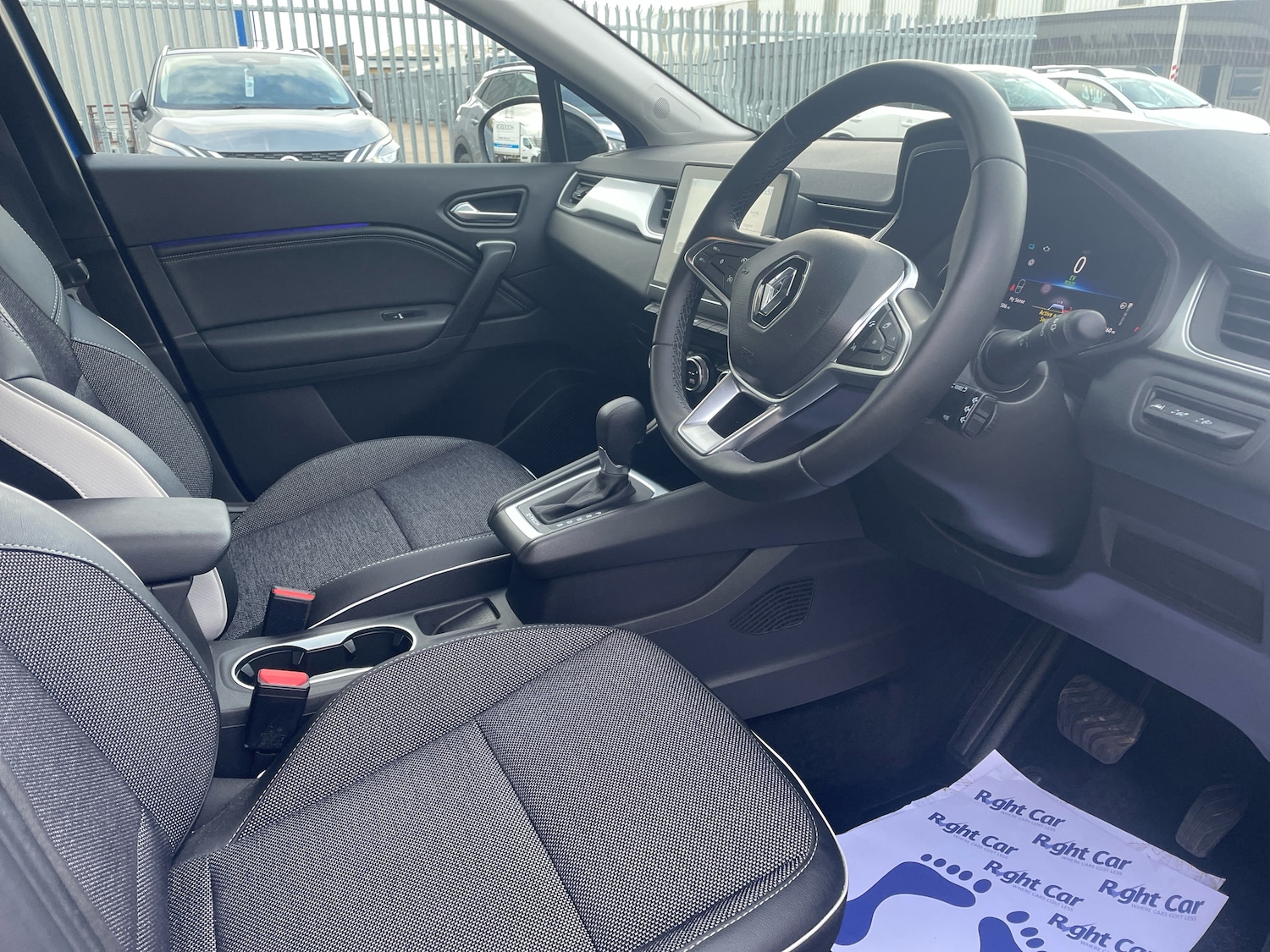 Used Renault Captur 2023 for sale - 76362013: Photo 6