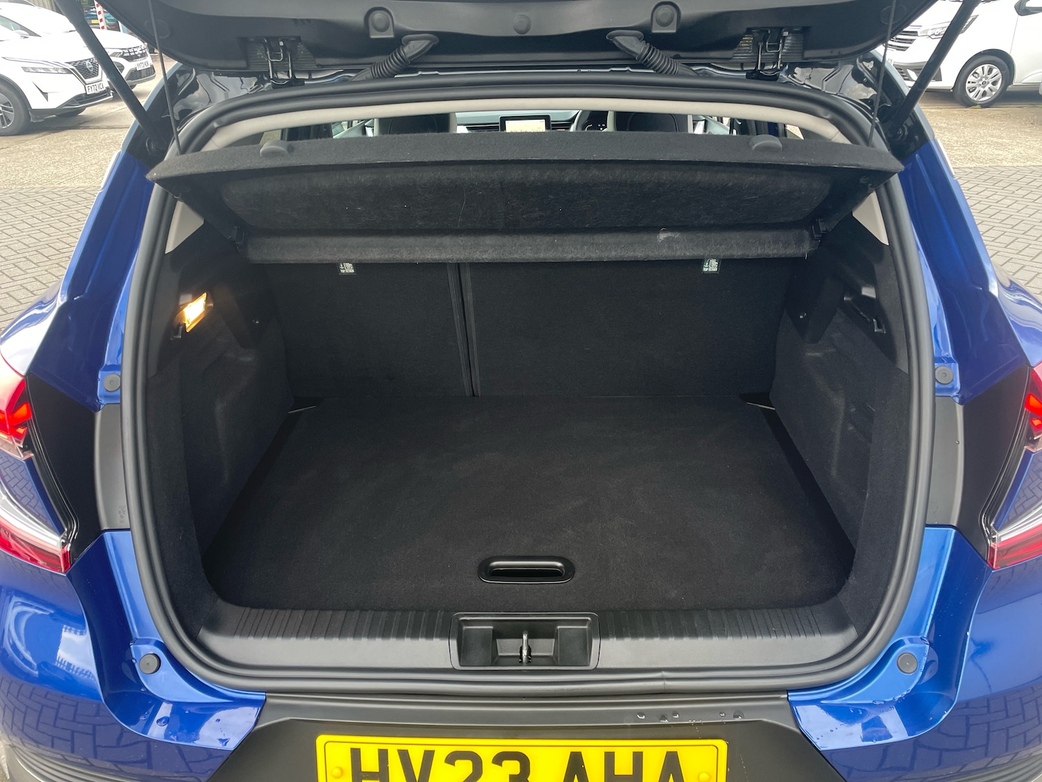 Used Renault Captur 2023 for sale - 76362013: Photo 9