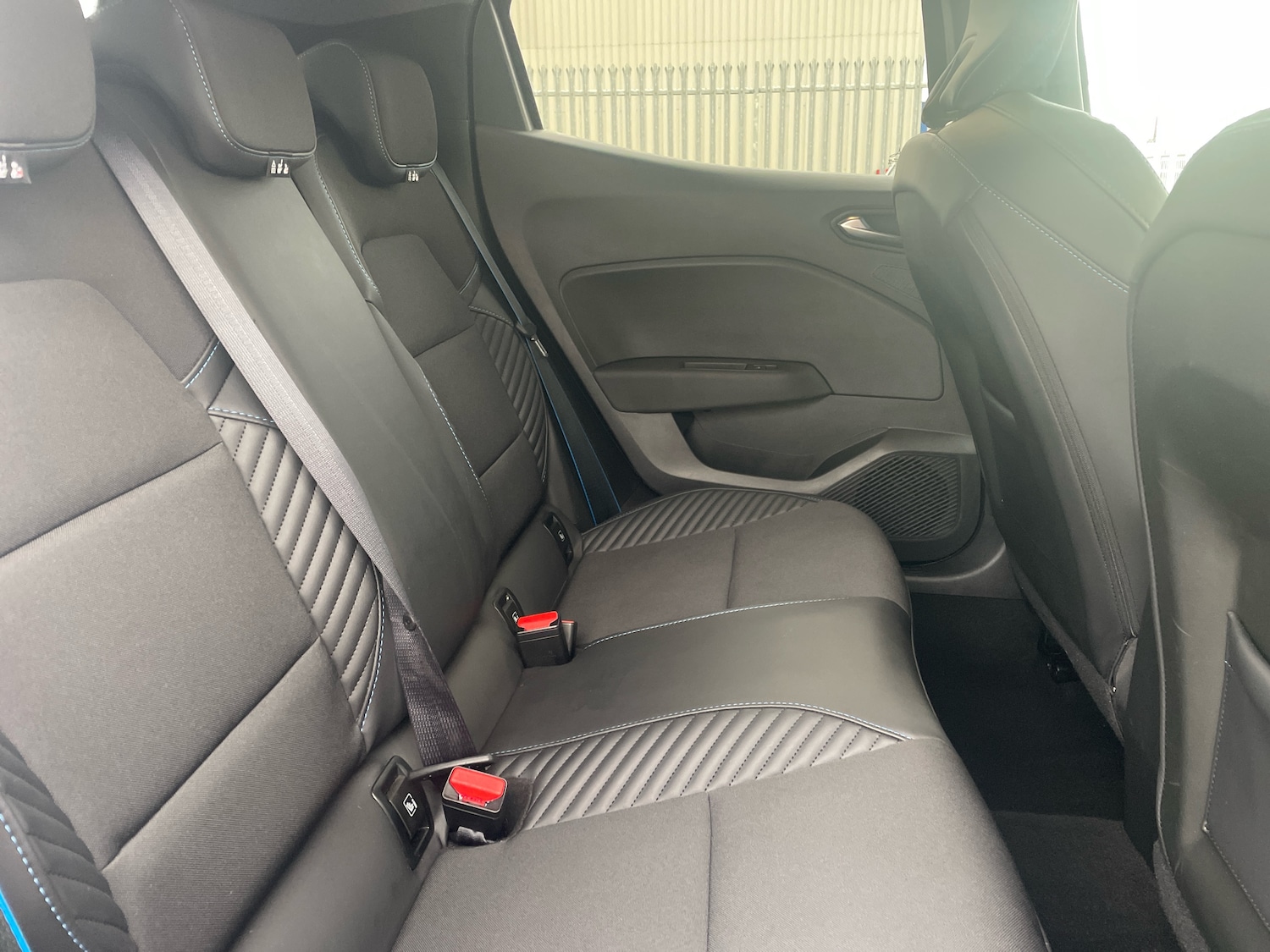 Used Renault Clio 2025 for sale - 76915120: Photo 10