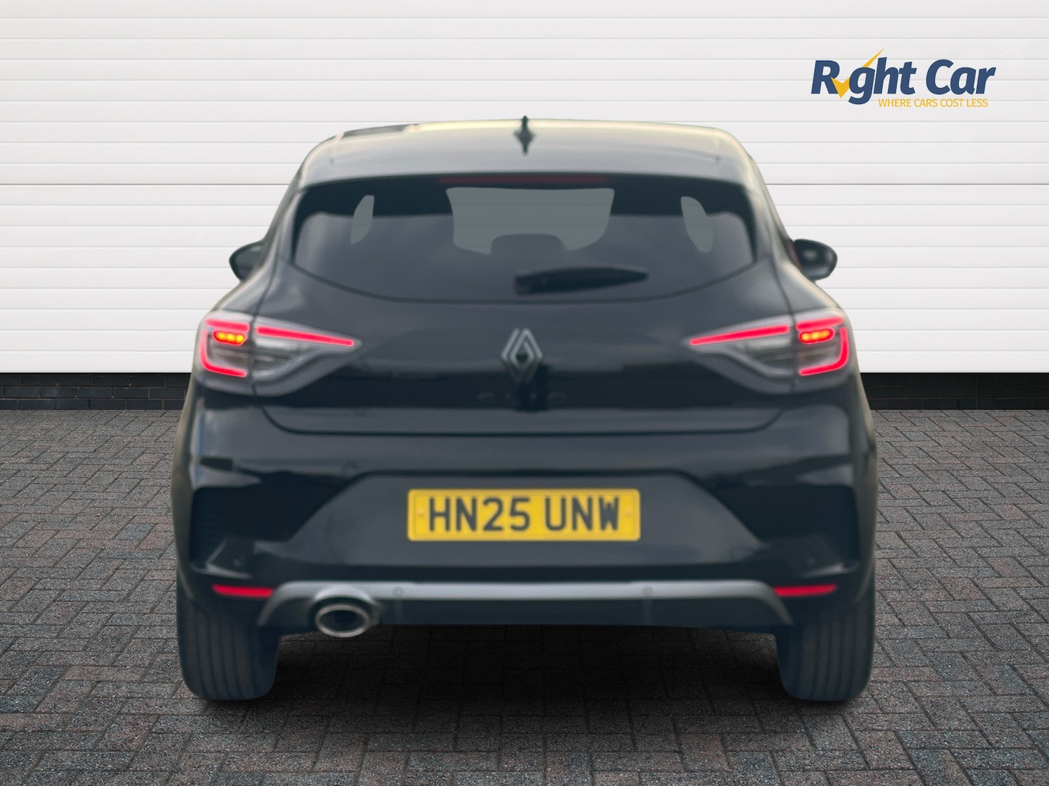 Used Renault Clio 2025 for sale - 76915120: Photo 12
