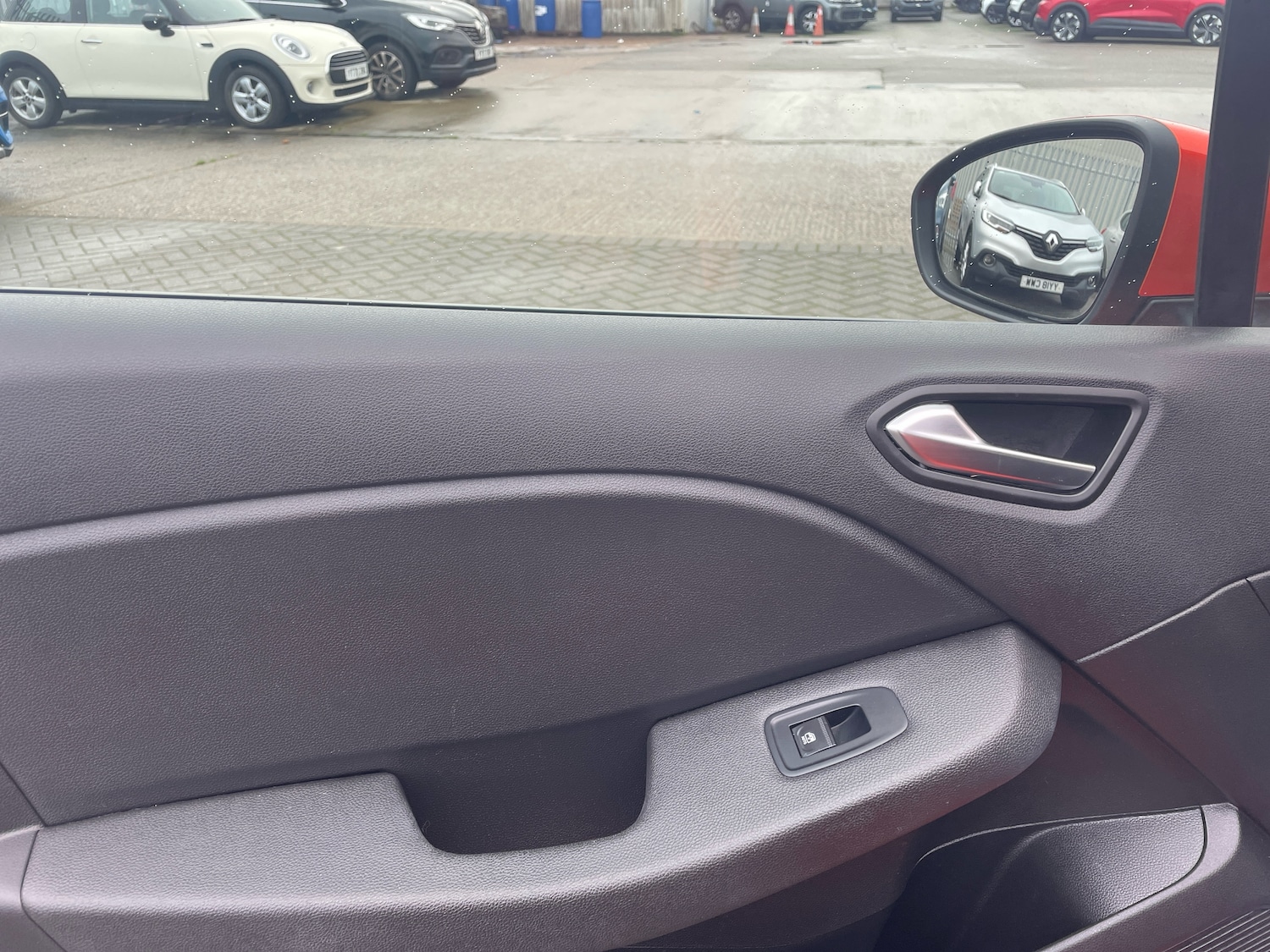 Used Renault Clio 2022 for sale - 76623673: Photo 11